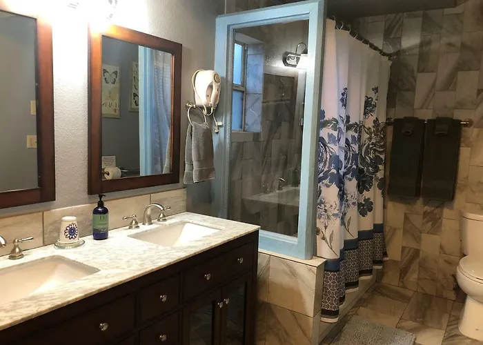Ramsey Canyon Bed & Breakfast