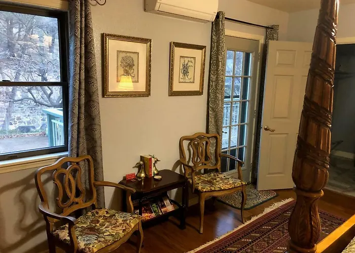 Ramsey Canyon Bed & Breakfast